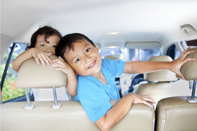 5 trò chơi giúp trẻ thư giãn trên xe ô tô