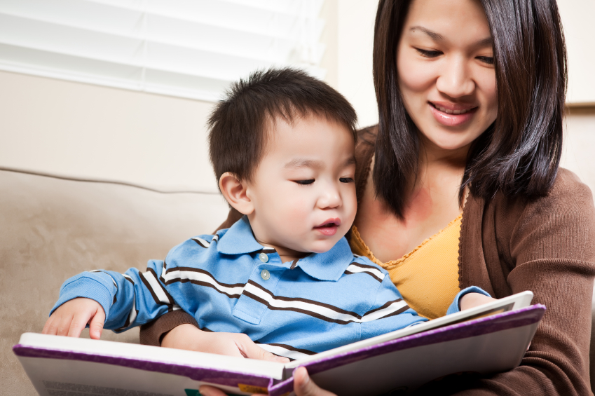 Học bí quyết đọc sách cho trẻ dưới 3 tuổi của mẹ Nhím