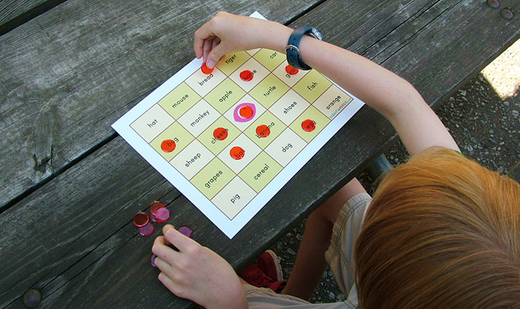 Bingo – trò chơi giúp con say mê đọc và đọc tốt hơn